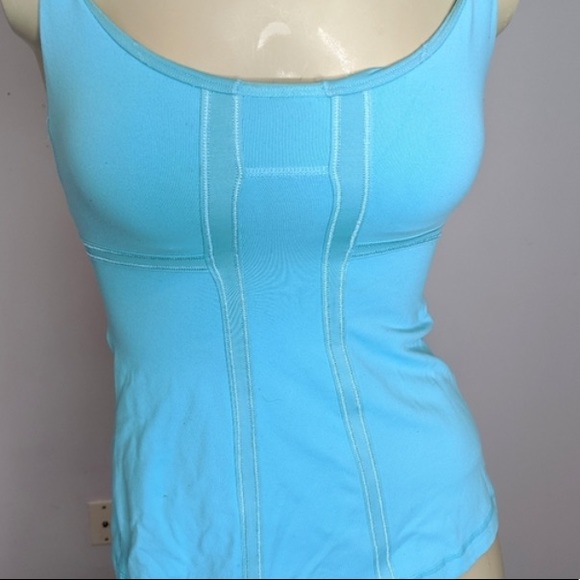 Purple lululemon sports tank size 4 - Picture 2 of 5